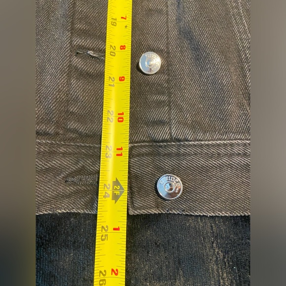 Divided black Jean jacket - Picture 6 of 12